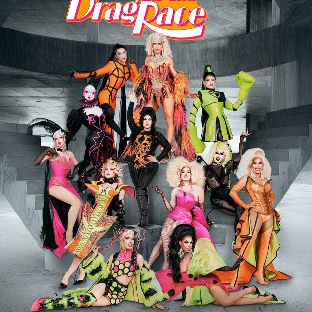 KINA2_2's tweet photo. Drag Race España is coming out of 2 great seasons because they figured out how to make personalities (with a lot of range) shine through genuine and heartfelt edits, challenges, confessionals; many franchise can learn from that also Le Cocó and Satin Greco are icons❤️
#DragRaceES https://t.co/vyY2MgFlq9