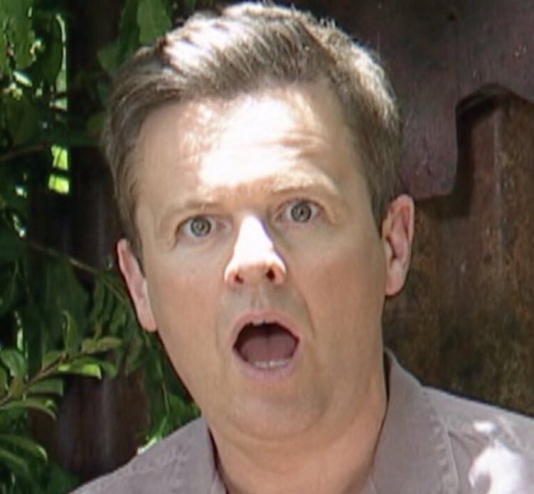 mkepch's tweet photo. WHAT THE HELL?! A SPIDER #imaceleb #imacelebrity https://t.co/B9ei6nlrjL