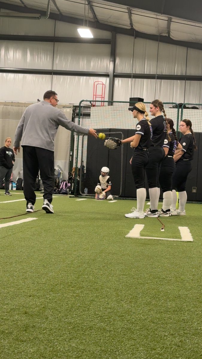 ExtremeElite16U tweet media