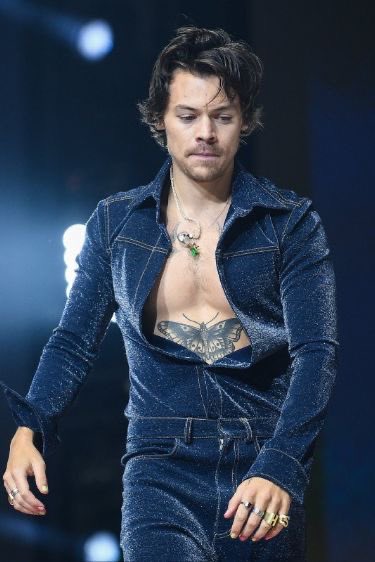 it’s been 6 years but i still think about this outfit daily