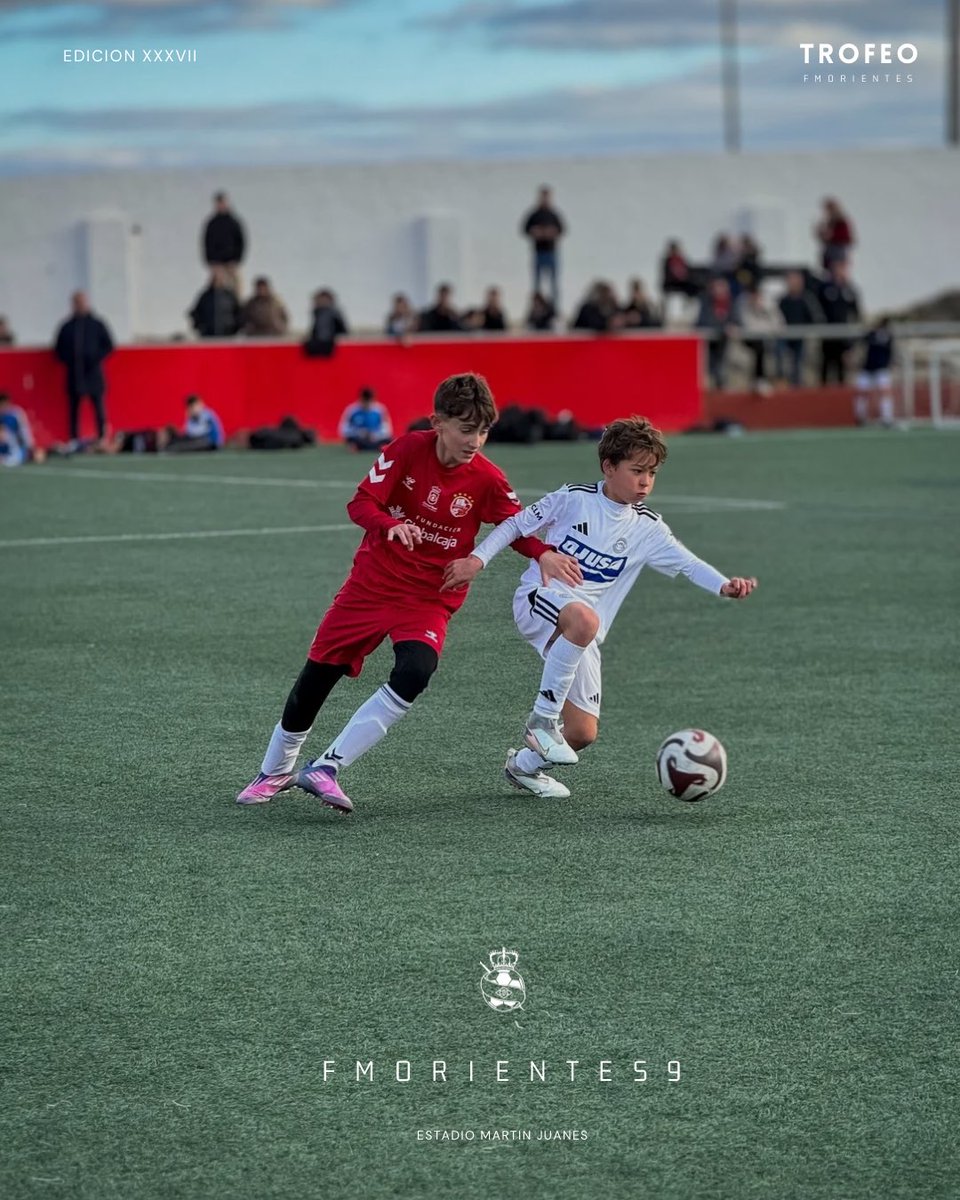 trofeofm's tweet photo. 📸 Energía, ilusión y un fútbol que no dejó de sorprendernos en cada jugada ⚽️🔥

Aquí os dejamos solo algunos de los instantes que reflejan la intensidad, la alegría y el espíritu deportivo que se vivió de principio a fin en esta jornada ✨

¡Y esto sigue!

Mañana más 🤩🚀 https://t.co/Jet11yfbrm