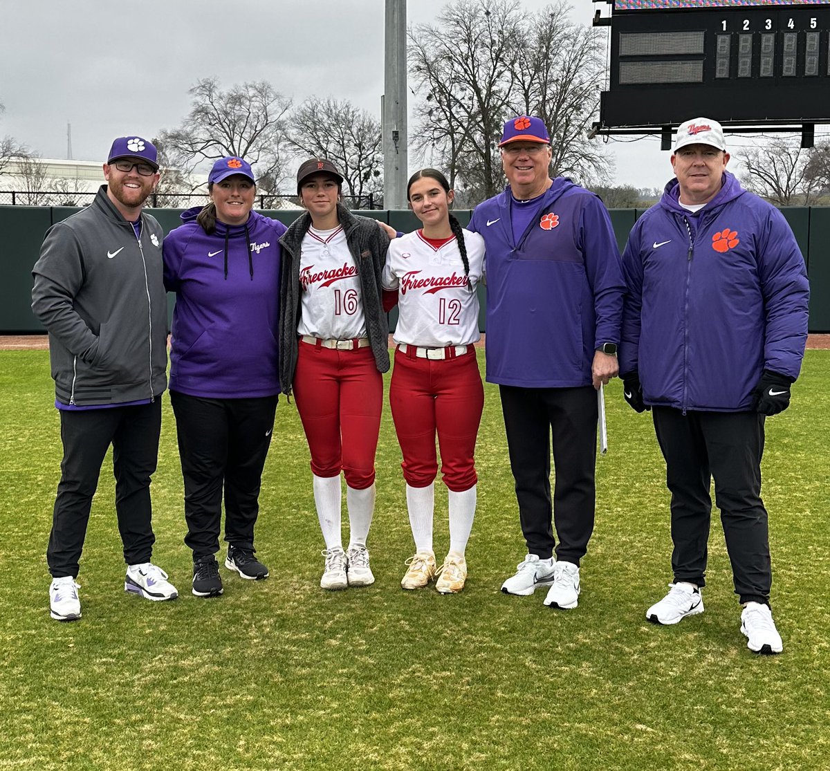 Melanie Multerer tweet media