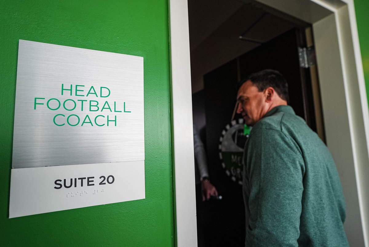 MeanGreenFB's tweet image. Can't wait for DATCU Stadium to be rocking for @Coach_NealBrown!

#GMG🦅