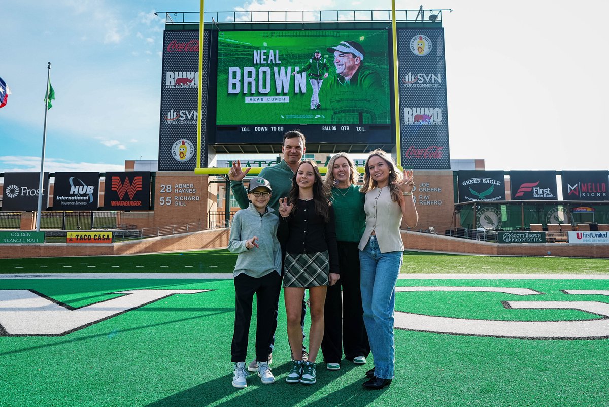 MeanGreenFB's tweet image. Can't wait for DATCU Stadium to be rocking for @Coach_NealBrown!

#GMG🦅