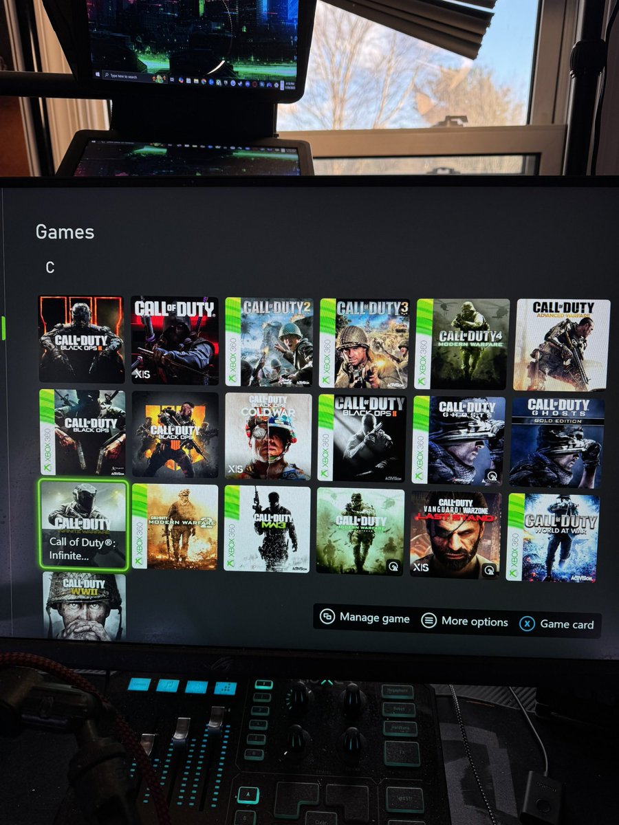 tdawgsmitty's tweet image. Hmmmm which game to play today