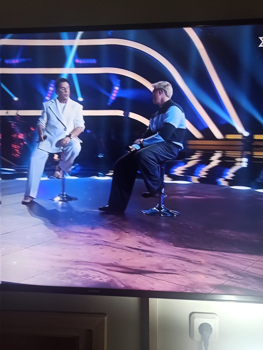 #TheVoiceGR ότι καλύτερο έχουμε ακούσει μέχρι στιγμής μπράβο!