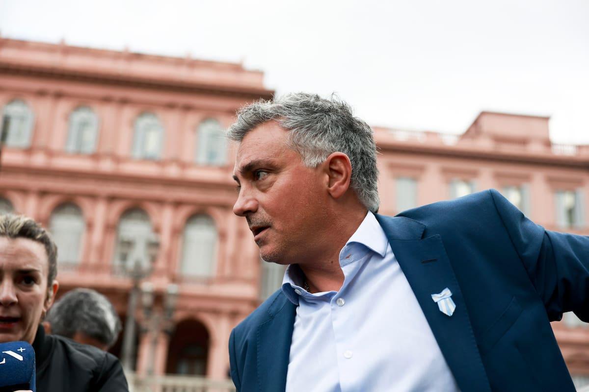 Sebastián Pareja criticó a los socios de LLA que votaron el endeudamiento de Kicillof: “Estuvieron flojos moralmente” a.ln.com.ar/48pZLIa