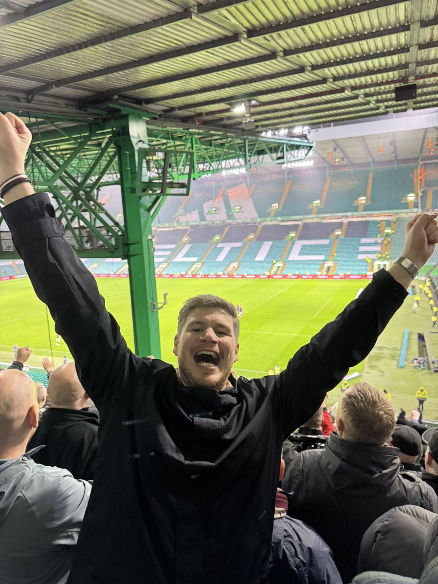 ONE OF THE BEST AWAY DAYS