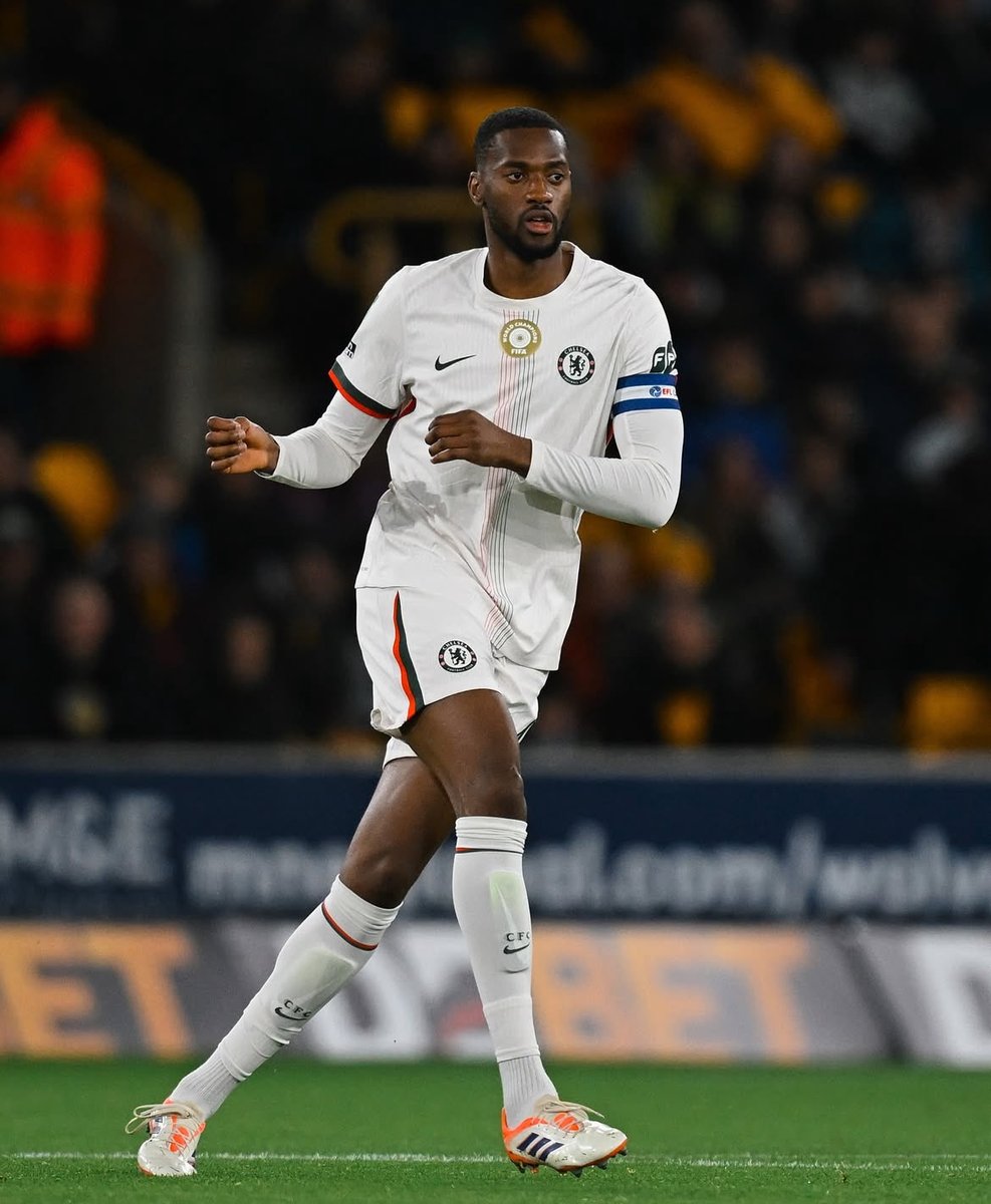 AdaptiveCfc's tweet image. Monday tomorrow ffs

Driving test this week tho, hope I can drop a better performance than this guy.