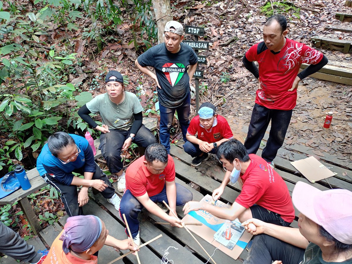 RetokTadeus's tweet photo. Pelatihan Bina Karakter Lanjutan @Rumah_Prlangi, Ambawang. https://t.co/Hr599abbem