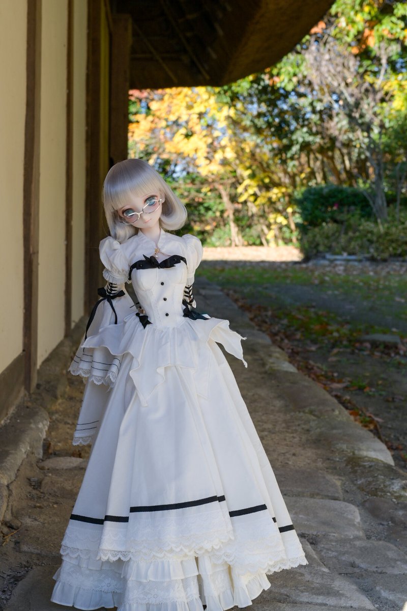 おはようございます☀
12月8日月曜日。この前行った旧神戸ワイナリー。景観がよくて、この時期人の出入りが少なくてと撮影場所としては理想的な場所でした。来年の撮影会にも行きたい☺️
#おはドル
#あかふく撮影会