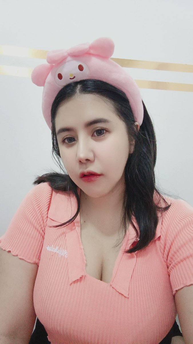 พอนอ tweet media