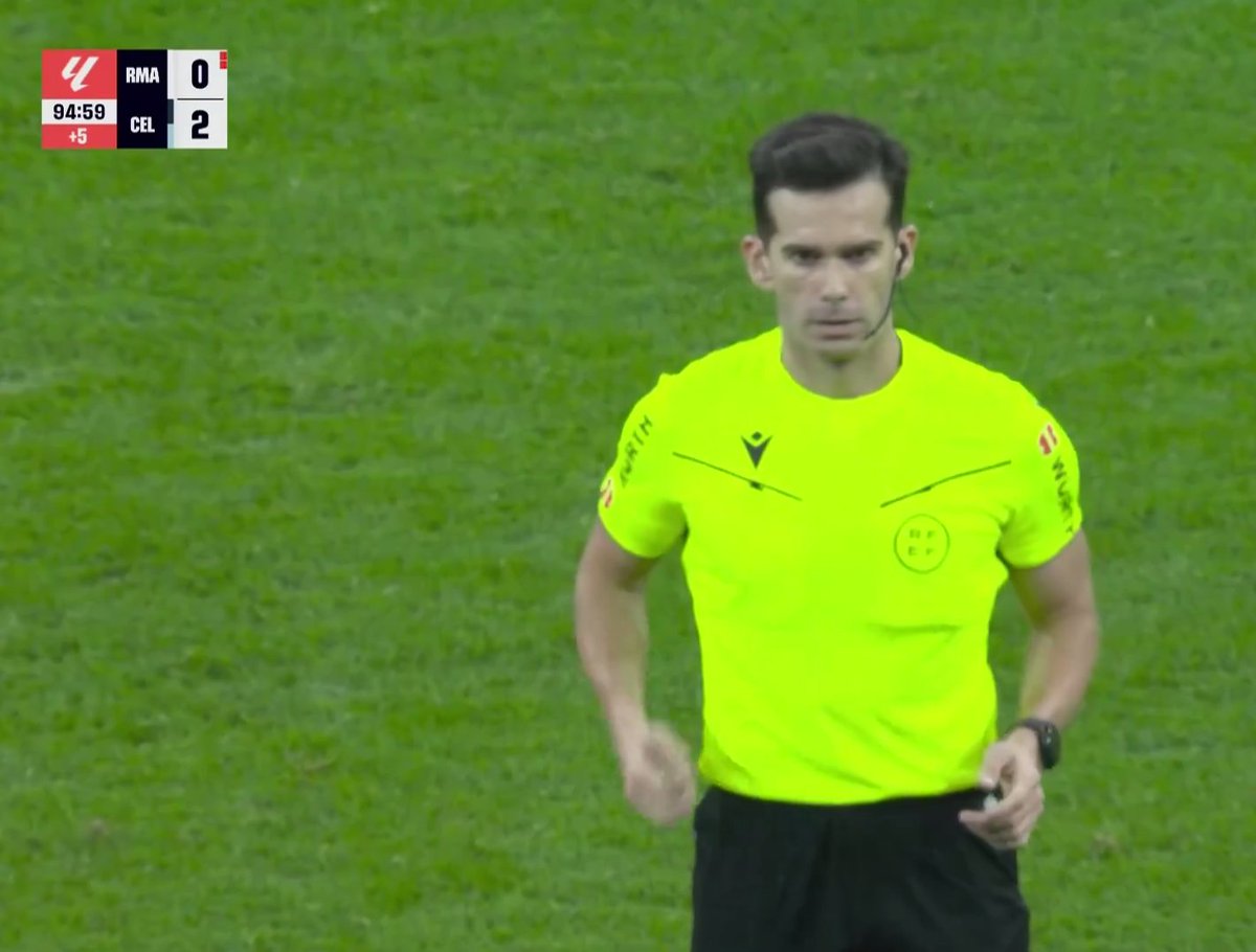 Enfin un arbitre qui se met pas à 4 pattes devant le Real Madrid !