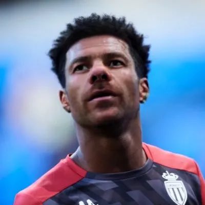 🫵🏽 tweet media