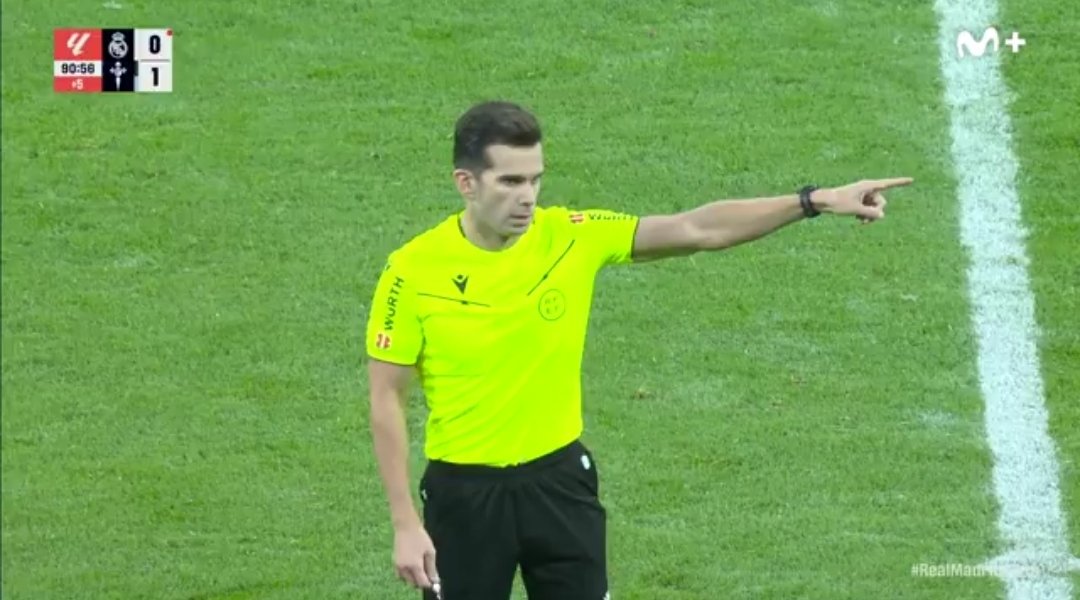👏🏻 ¡POR FIN UN ÁRBITRO VALIENTE!

👍🏻 MUY BIEN D. ALEJANDRO QUINTERO GONŹALEZ.

#Madrid #Celta