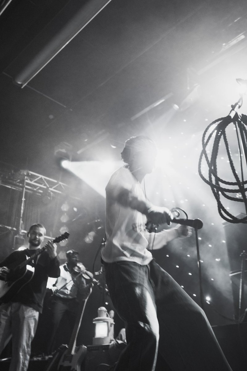 jimi somewhere tweet media