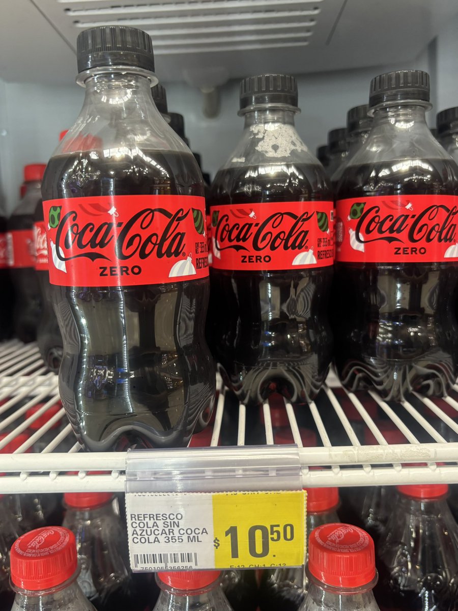 FhernandoFranco's tweet image. Las “promociones” de @LaComerOficial 

Una Coca-Cola Zero de 355 ml cuesta 10.50 pesos

La reja de 12 unidades de esa presentación, 150.50 pesos

¿Me explicas @LaComerOficial?