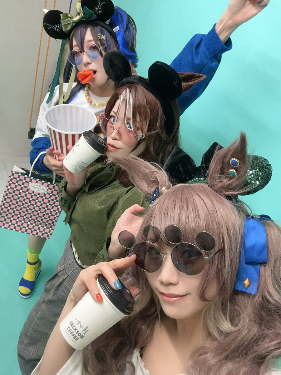 先月やったギャルたち！右も左も美女に挟まれてきた！☝️ 相変わらず