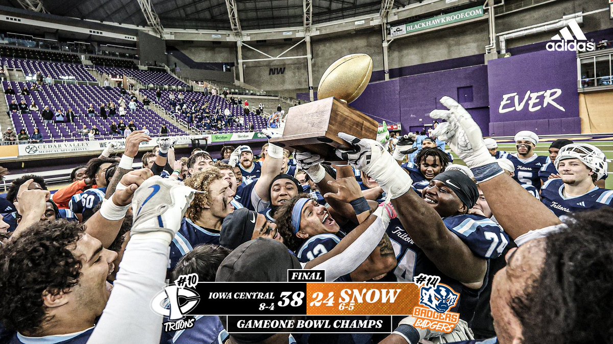 TritonNation's tweet image. WE DID IT! 🏆 Triton Football are your GameOne Bowl Champs with a 38-24 victory over the Badgers. Proud of our team! 🔱 #ridethewave