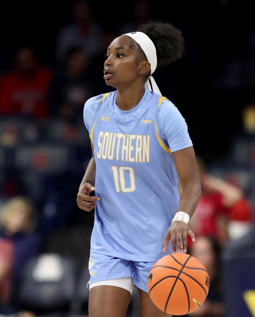 HBCU SPOTLIGHT: Southern has just taken down a Power 4 opponent for the second straight game 😳⤵️

✨Beat Big 12 opponent Arizona on the road, 63–57.
✨Beat Big 12 opponent Houston on the road, 70–62.