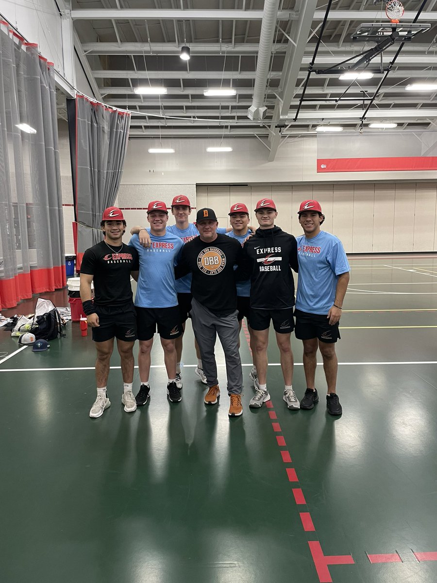 CameronDrisco13's tweet photo. Great weekend and camp with @CoachMongero Thank you! https://t.co/7xre2SagsX