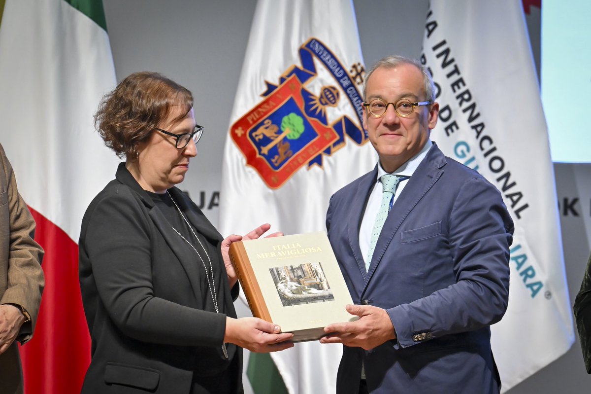 Con la misma gratitud con la que despedimos a Barcelona, nos llenamos de ilusión al anunciar que Italia será la Invitada de Honor en la edición 40 de nuestra querida <a href="/FILGuadalajara/">FIL Guadalajara</a>.

Un país cuya tradición literaria, artística y humanista ha acompañado durante siglos a quienes