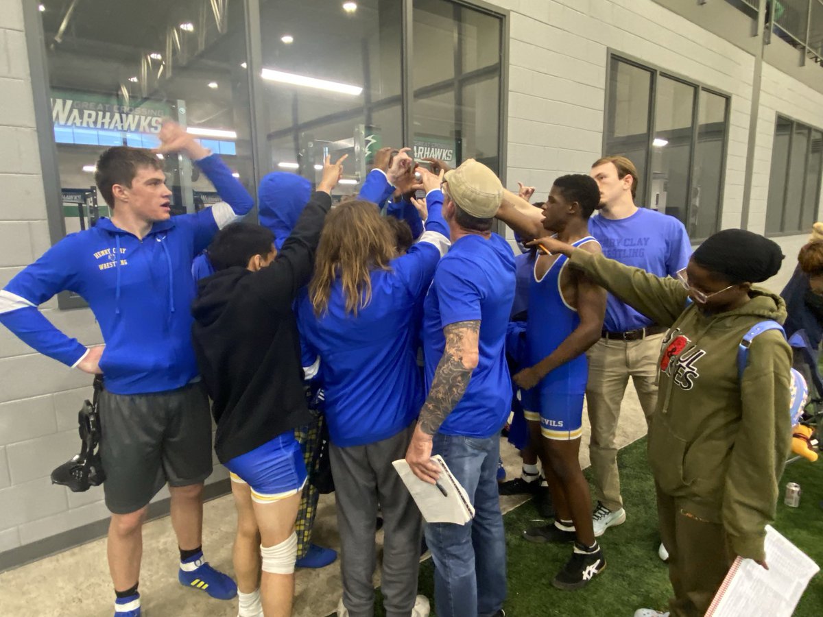 HC Wrestling Boys Varsity took 2nd place at the Warhawk Duals! Girls &amp; JV headed Eastern High School for their Beast of the East individual tournament where Camila, Rusi, Colt &amp; Mason were top 4 place winners in their weight classes. Go Devils!
<a href="/HCHS_Athletics/">Henry Clay</a> 
<a href="/bluedevilsmedia/">BlueDevilsMedia</a>
