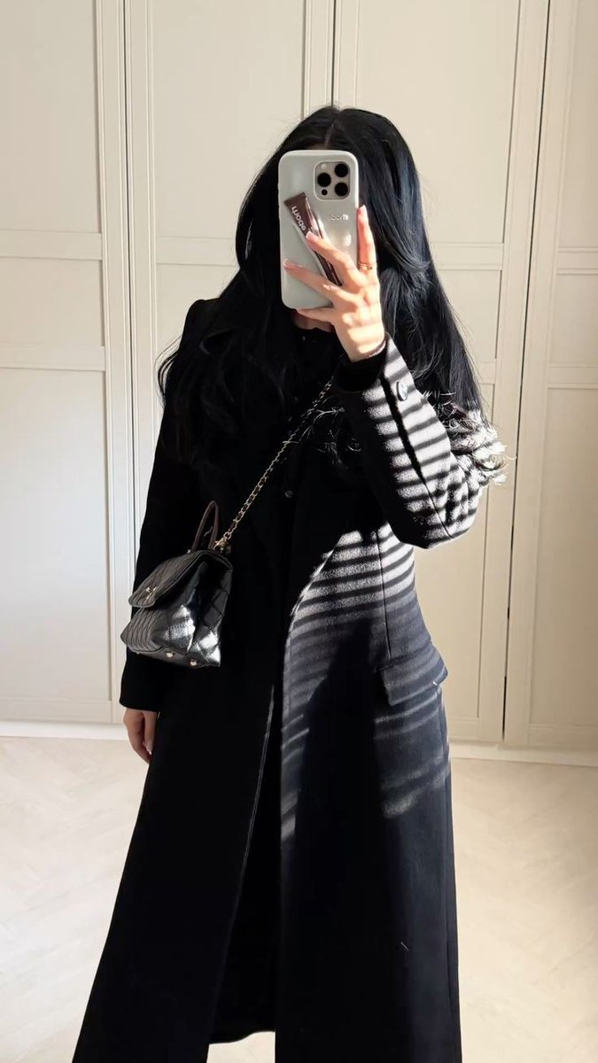 Lights off mood up ✨ sleep like you own the stars manifesting bag love and zero stress wake up wild unstoppable and dripping confidence good night tribe stay bossy