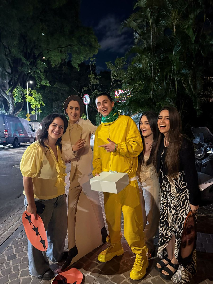 Timothee Chalamet tweet media