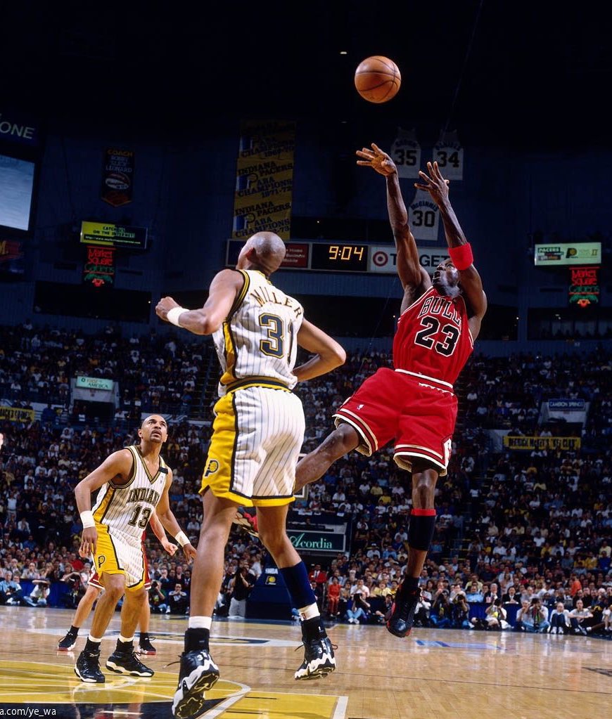 Warren Sharp tweet media