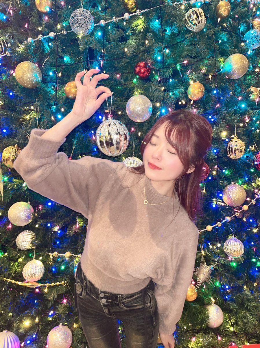 羽瀬萌はせめぐむ🖤🐰TOYOTAブース 大阪モビリティショー