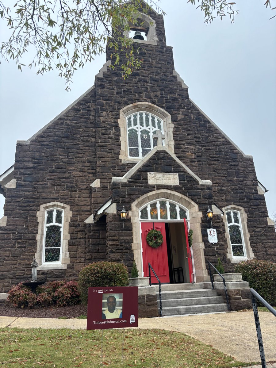 bshelburne's tweet photo. Proud to stand with Toforest Johnson's family in calling on Alabama to right the terrible wrong of his conviction &amp; death sentence. Lovely to be with his daughter Muffin &amp; granddaughter Kinsley. Thanks to St. Andrew's in Bham for hosting an important conversation. #deathpenalty https://t.co/MY1ShuELO1