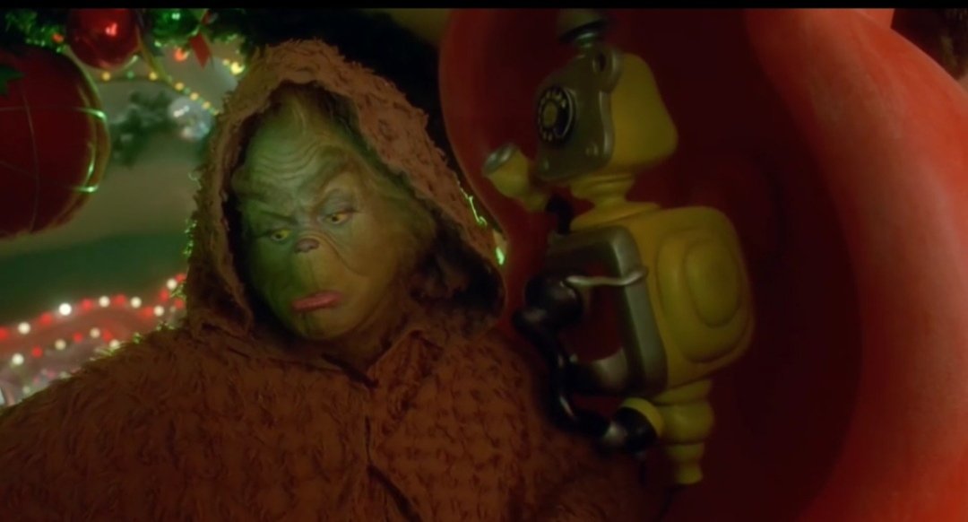 mariaanrkes's tweet photo. Hemos tenido visualización conjunta de la peli "El Grinch" en el canal de @ruvens__ y posterior análisis excelente de la peli. Siempre aprendiendo 👍👏 #RuvensCinema #ruvens7D #ruvens8D 🎬🎥😍😍❤️ https://t.co/Q8CkHiJHXc