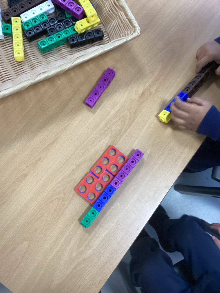 AFSPrimary's tweet image. 📚✨ Year 1 have had an amazing week!
In Maths, we explored so many fun ways to make 10 🤩 In Computing, we got creative on Purple Mash, designing our very own festive Christmas images! 🎄💻
Super proud of our brilliant learners! ⭐️ #AvantiFields #Year1 #LearningIsFun