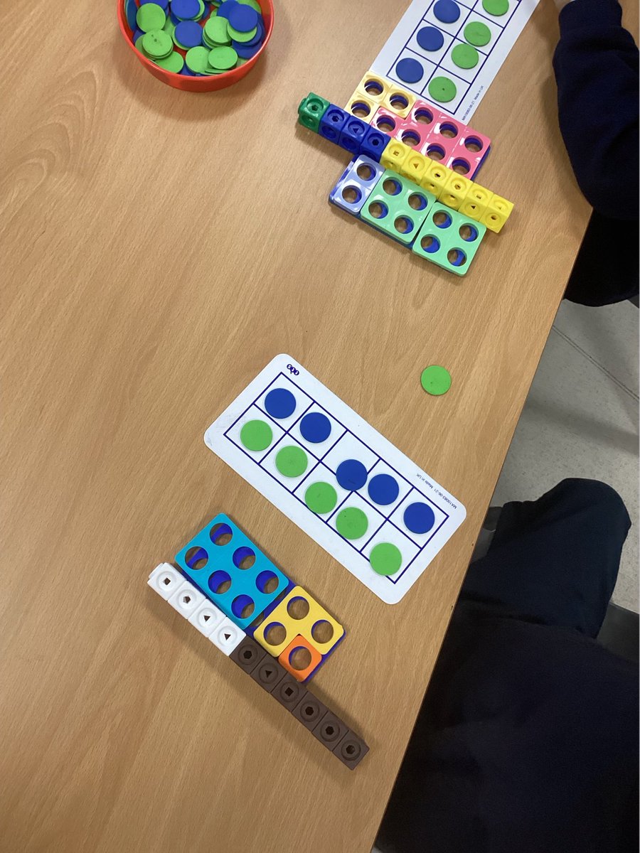 AFSPrimary's tweet image. 📚✨ Year 1 have had an amazing week!
In Maths, we explored so many fun ways to make 10 🤩 In Computing, we got creative on Purple Mash, designing our very own festive Christmas images! 🎄💻
Super proud of our brilliant learners! ⭐️ #AvantiFields #Year1 #LearningIsFun