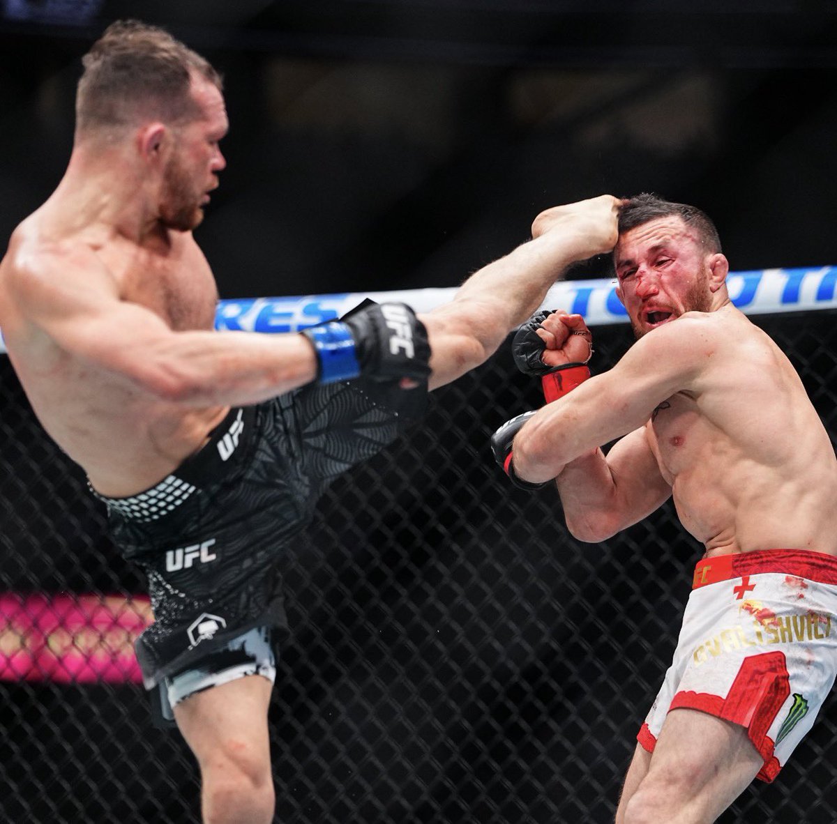 k ⚡️ tweet media