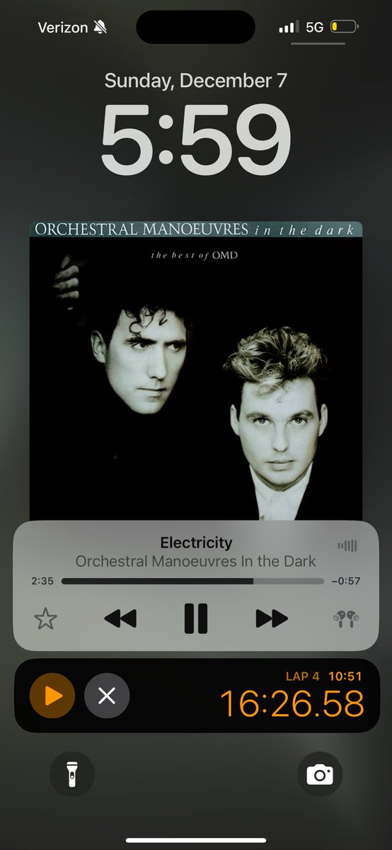 SetWillFree's tweet photo. I looked up “electricity”and listened to every song called electricity and now I feel electric https://t.co/UNlJ3nWBIN