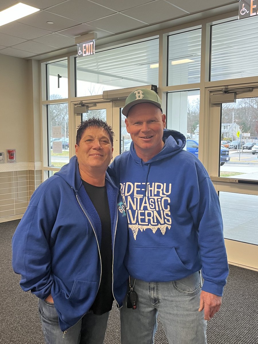 So grateful for our community at Mulcahey School.   Generosity year after year by this team and his co-workers to support our families during the holiday season.  Thank you!  #thisismulcahey ⁦<a href="/Taunton_Schools/">Taunton Public Schools</a>⁩ ⁦<a href="/MulcaheyPto/">Mulcahey PTO</a>⁩ ⁦<a href="/MulcaheySchool/">Mulcahey Elementary School</a>⁩