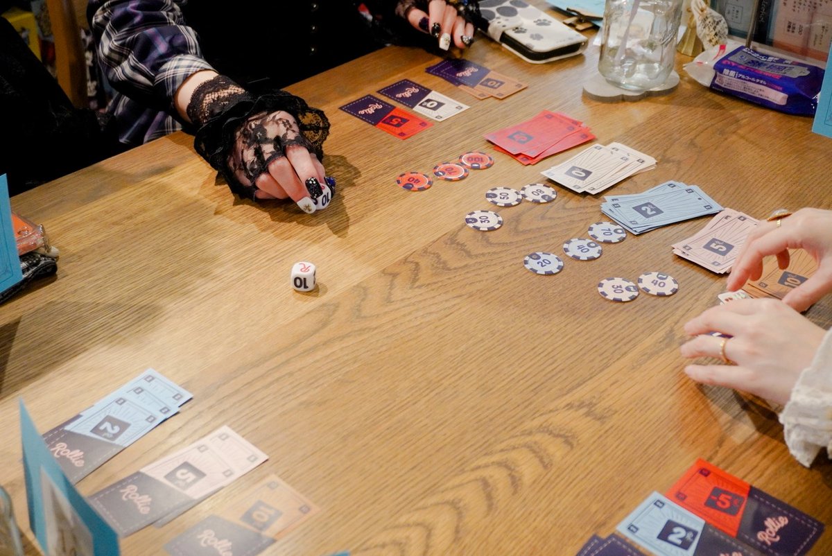 だかこさん tweet media