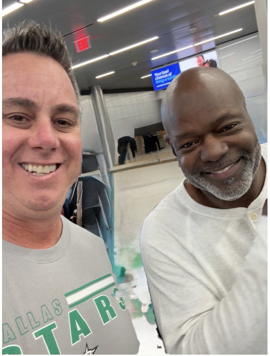 davidladd92's tweet photo. Greatest running back of all time: Emmitt Smith!  #goat #dallascowboys
#emmittsmith
#danciingwiththestars https://t.co/x4odsmY861