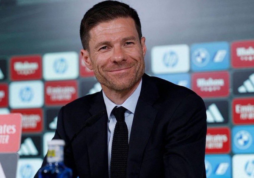 the_marcoliboy's tweet image. 1st Day                                          Now😭