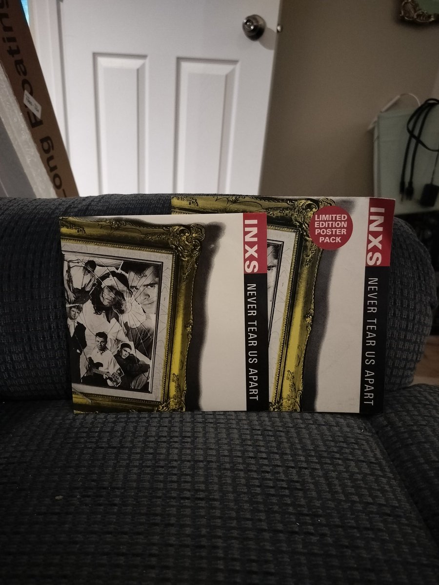 djpbe's tweet image. INXS - Never Tear Us Apart

UK 7" with the original poster.

#singlesunday #7inchsingle #80s #80smusic #nowplaying #nowspinning #vinylcollection #vinylcollectionpost #vinylcommunity #vinylgram #vinylrecords #vinyloftheday #vinyl #records #lp #album #albumcover #albumoftheday