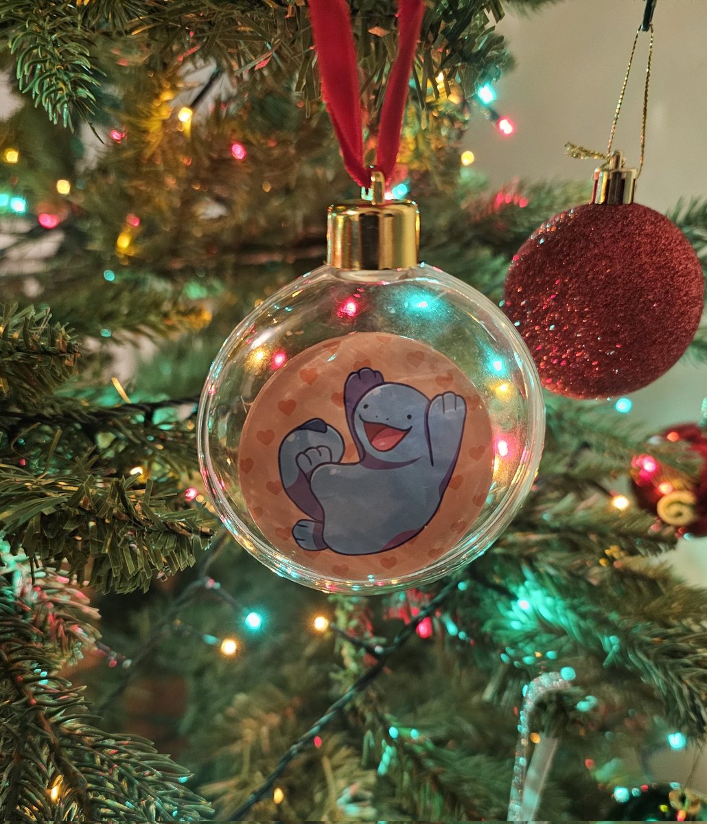 This years new additions are this alien by <a href="/plushpuddin/">🌈Plushy🌈</a> and quagsire by <a href="/nerdresidue/">✨Em✨COMMISSIONS OPEN</a>