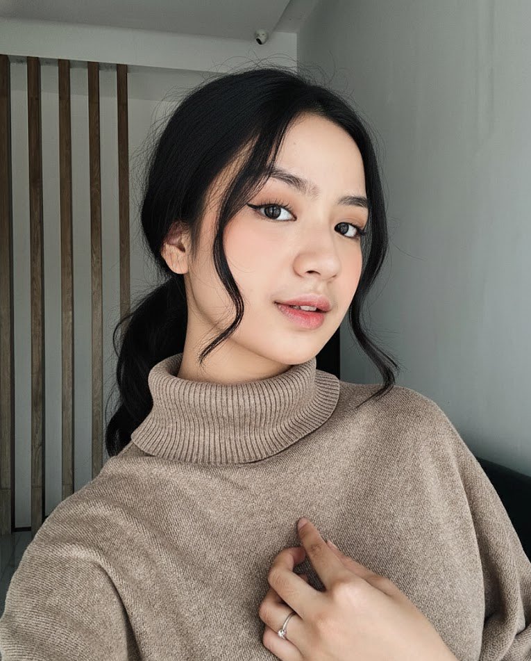 cia_bocill's tweet photo. bingung hari nashwa ini mau jalan pake jilbab apa engga :) https://t.co/15VO2yyEtK