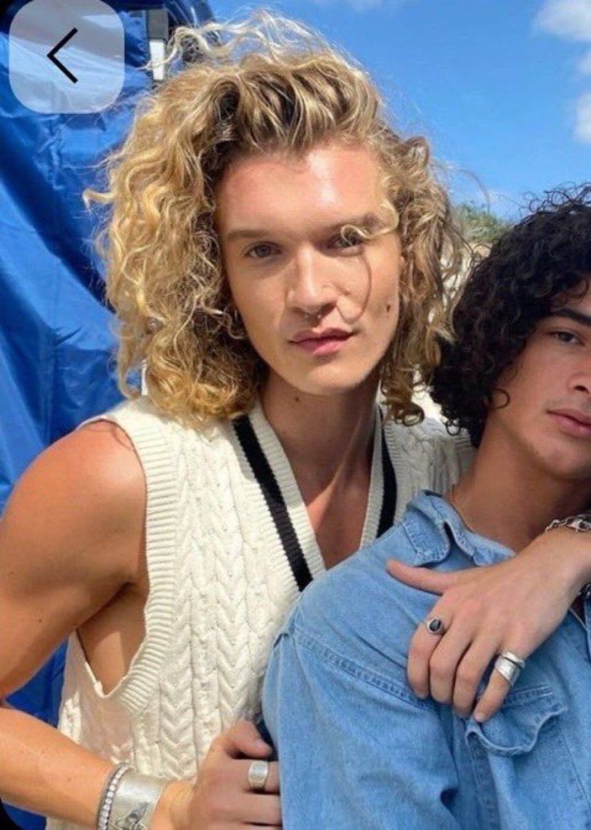 ilyasroza's tweet photo. connor storrie is genuinely one of the prettiest people i’ve ever laid my eyes on how the hell is he real https://t.co/HIbA7QLdSC
