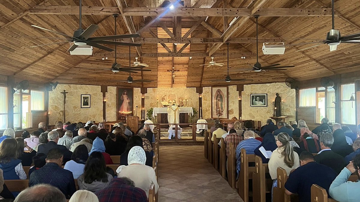 MDMFaith's tweet image. The Jewel - "What did My Jesus do and say? This is the essence. The JEWEL. The rites are like the different rings in which this JEWEL is placed in order to be taken before the world and be presented before My Throne."

api.neonemails.com/emails/content…