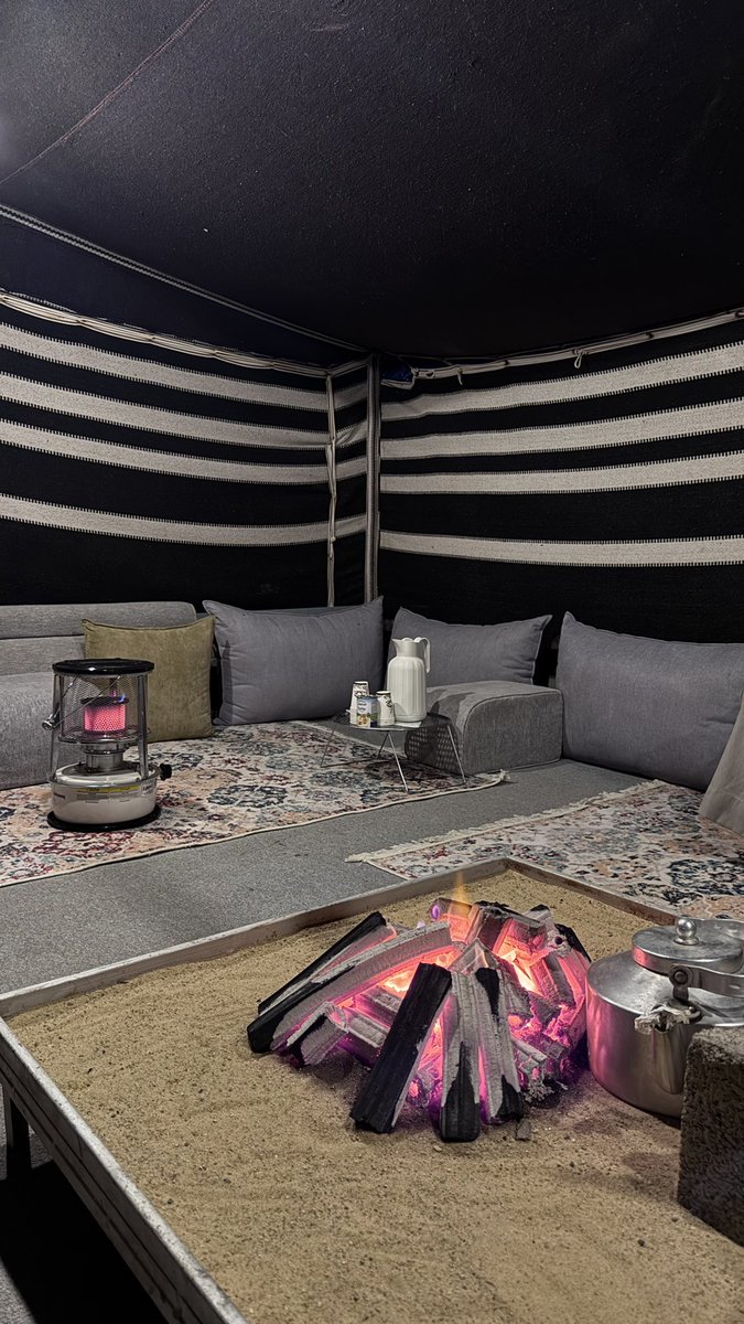 _12rf's tweet image. ليت بالي مثل ليل الشتاء دايم طويل 
لو يمرّه طاري شين .. من طوله نسى