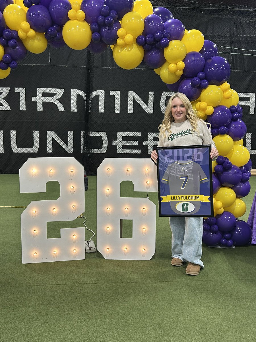 LillyF2026's tweet photo. Had a great time with my teammates and coaches at the Bolts 2026 Signee celebration!   Thank you to the Bolts Organization and my coaches for preparing me mentally and physically to play at the next level.  @BHMBoltsOrg @CharlotteSB https://t.co/YKlokV0Bg2