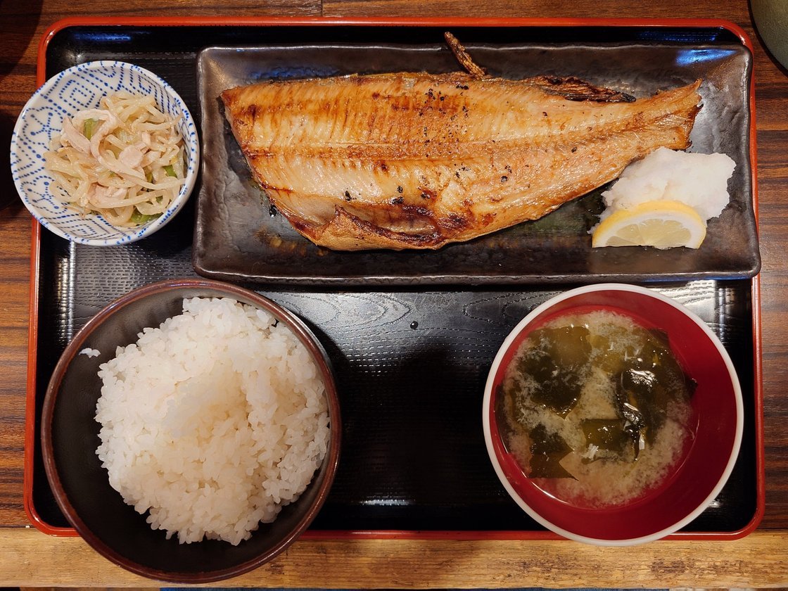 \[V}KWwRXfBAhbgR!!x:ŐV𐏎XV!!