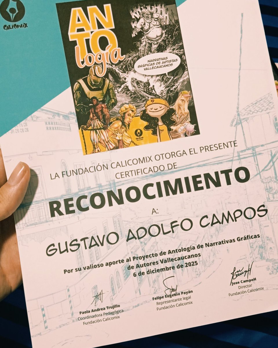 Eldibujomano's tweet photo. Presentación principal del libro 'Antología de Narrativas Gráficas de Autores Vallecaucanos'. Mi más sincero agradecimiento a la @FCalicomix por la invitación a participar en este proyecto, a los colegas, y amig@s por su apoyo.
.
.
.
#cali #calicolombia🇨🇴 #arte #comic #caricatura https://t.co/1LcktuZG3p